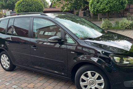 VW Touran 145.000 km 8.800 &euro; Garbsen 30826