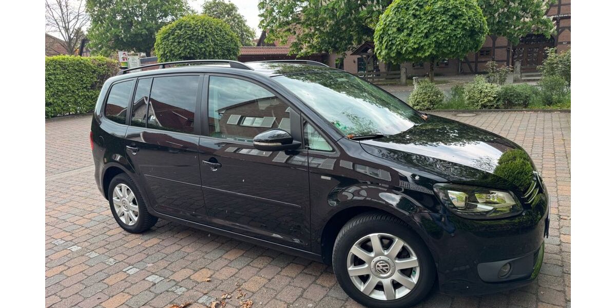 VW Touran 145.000 km 9.000 &euro; Garbsen 30826