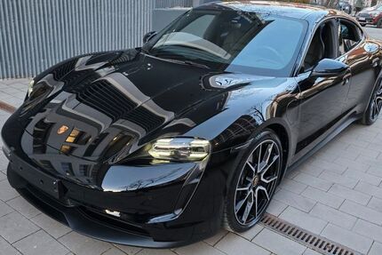 Porsche Taycan 63.300 km 57.999 &euro; München 80689