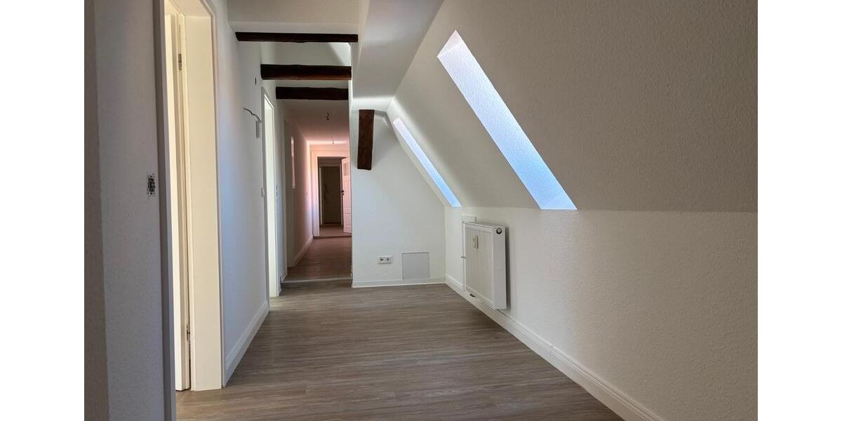 Dachgeschoßwohnung Melsungen - 2 Zimmer, 66 m&sup2;, 630&euro; | Angebot:26504243