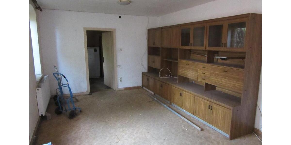 Einfamilienhaus Kyffhäuserland - 7 Zimmer, 163 m&sup2;, 35.000&euro; | Angebot:26981977