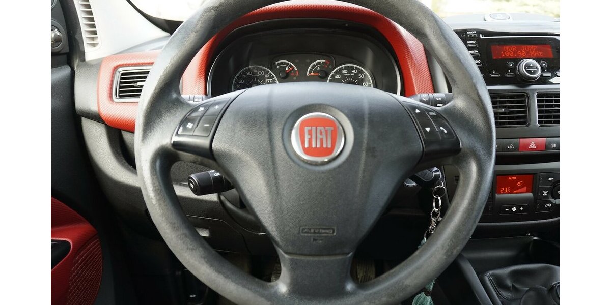 Fiat Doblo Kombi SX 2.0 / PKW- Zulassung 181.818 km 4.890 &euro; Münchenbernsdorf 07589