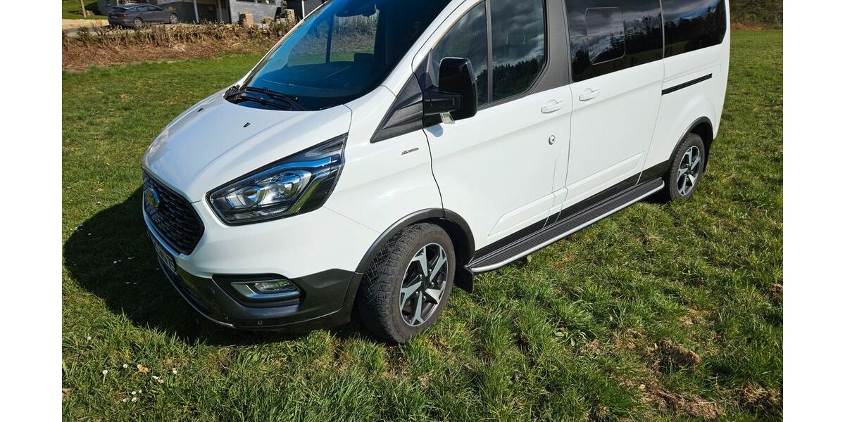 Ford Tourneo Custom 61.000 km 38.900 &euro; Stadthagen 31655