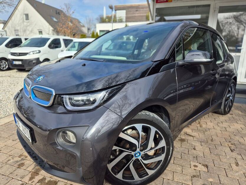 i3