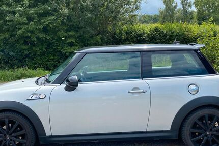 Mini Cooper SD 210.000 km 6.700 € Bönnigheim 74357