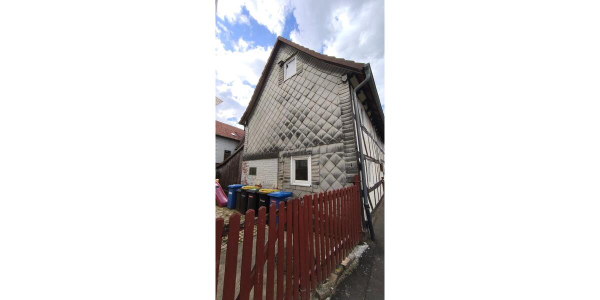 Einfamilienhaus Weimar (Lahn) - 5 Zimmer, 117 m&sup2;, 185.000&euro; | Angebot:26877163