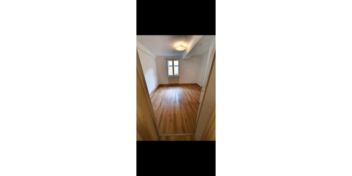 Etagenwohnung Bamberg Am Bruderwald - 3 Zimmer, 65 m&sup2;, 1.050&euro; | Angebot:26400498