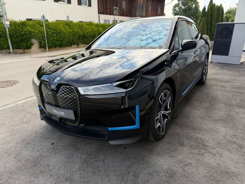 iX