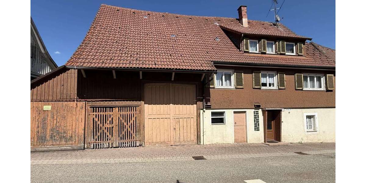 Einfamilienhaus Freudenstadt - 6 Zimmer, 127 m&sup2;, 193.000&euro; | Angebot:26286115