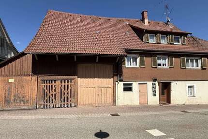 Haus Freudenstadt - 6 Zimmer, 127 m&sup2;, 193.000&euro; | Angebot:26286115