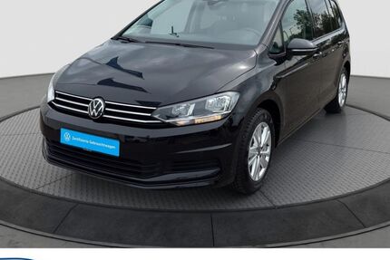 VW Touran 26.350 km 32.490 € Markdorf 88677