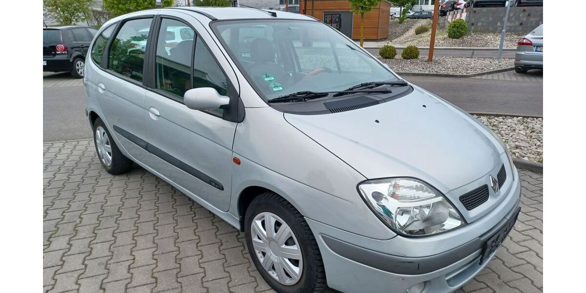 Renault Scenic 142.223 km 2.600 &euro; Reutlingen 72766