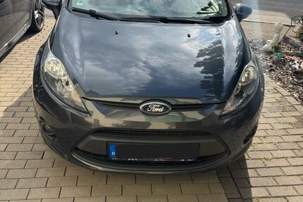 Ford Fiesta 92.000 km 4.800 € Mosbach 74821