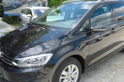 VW Touran 70.500 km 24.950 &euro; Prießnitz 04654