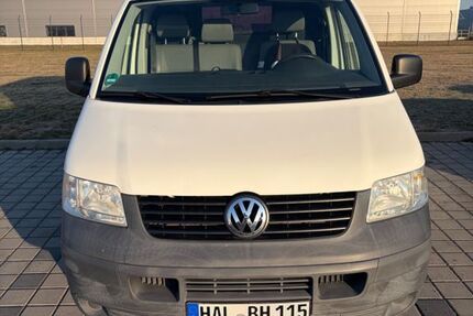 VW T5 Transporter 193.000 km 4.990 &euro; Halle 06110