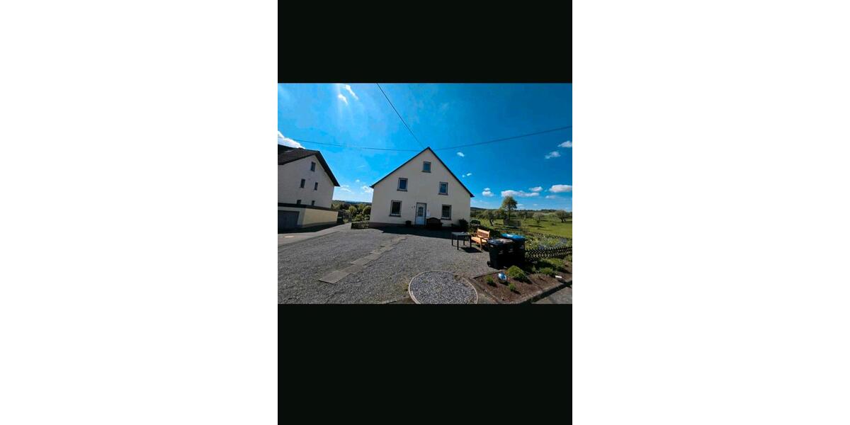Einfamilienhaus Schüller - 7 Zimmer, 150 m&sup2;, 235.000&euro; | Angebot:27093596