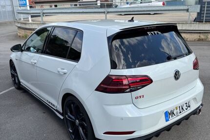VW Golf 100.679 km 24.000 &euro; Iserlohn 58642