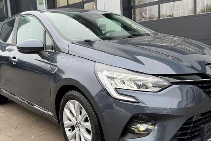 Renault Clio 52.000 km 11.490 &euro; Wiesmoor 26639