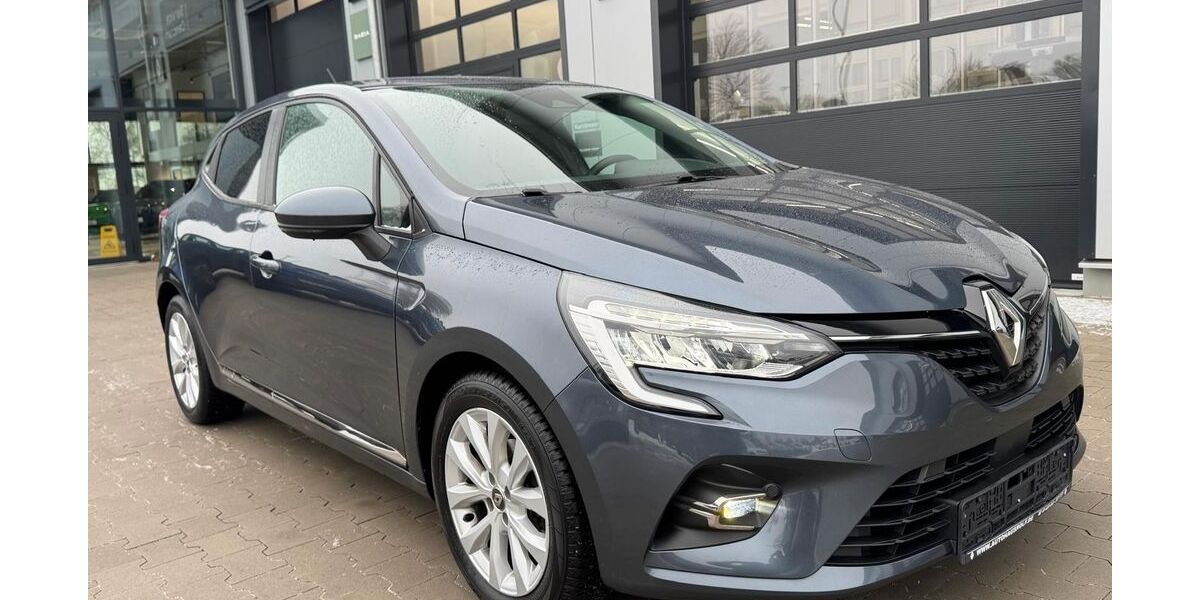 Renault Clio 52.000 km 11.490 &euro; Wiesmoor 26639