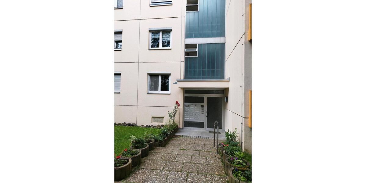 Etagenwohnung Villingen-Schwenningen Schwenningen - 4 Zimmer, 102 m&sup2;, 235.000&euro; | Angebot:27104424