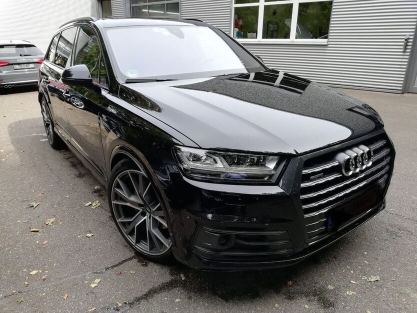 Audi Q7 175.000 km 31.800 € Berlin 12209