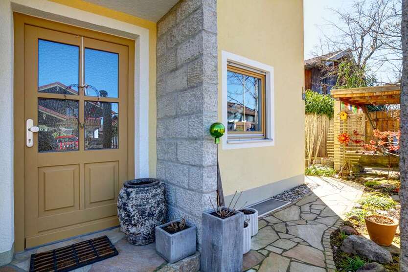 Haus zum Kaufen in Otterfing 895.000 € 150.39 m²