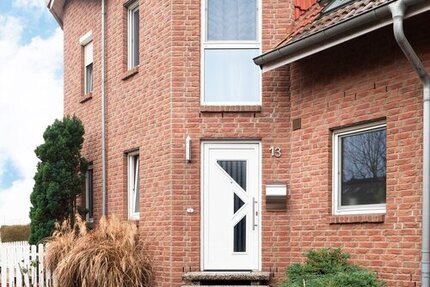 Alt-Garbsen: Attraktives Reihenmittelhaus mit Garage