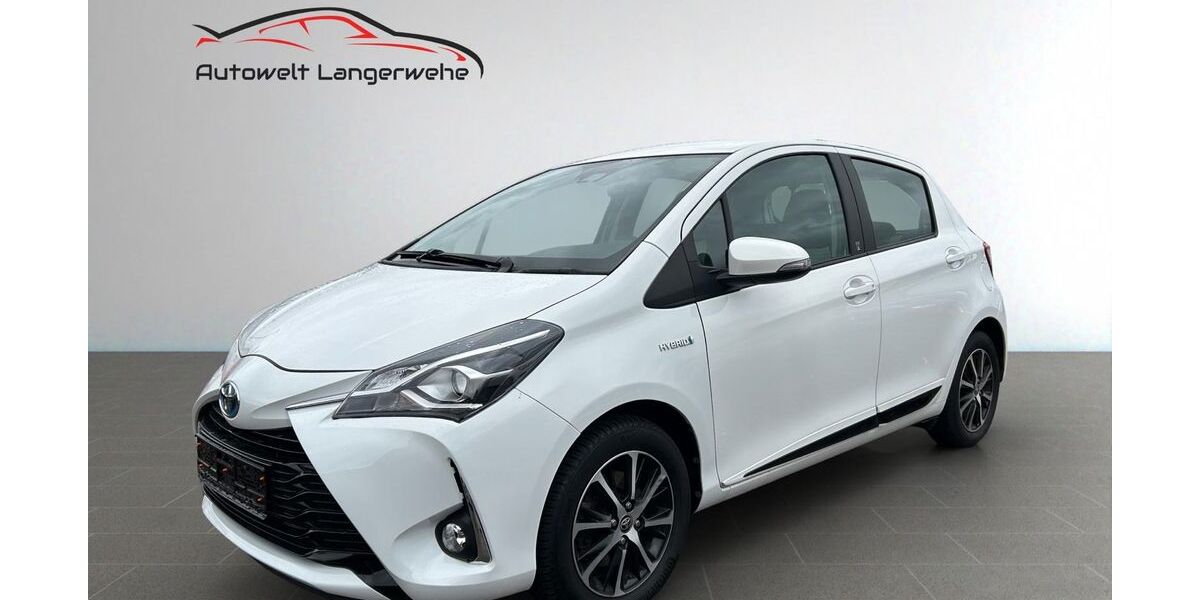 Toyota Yaris 48.821 km 14.399 &euro; Langerwehe 52379