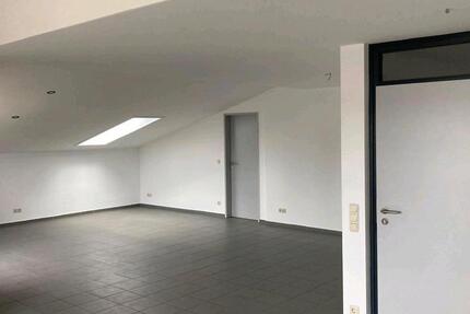 Wohnung Georgensgmünd - 3 Zimmer, 115 m&sup2;, 890&euro; | Angebot:26130522