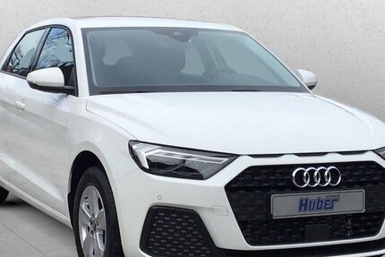 Audi A1 9.900 km 23.499 &euro; Bad Reichenhall 83435