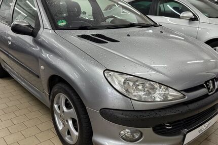 Peugeot 206 169.000 km 2.690 &euro; Schmelz 66839