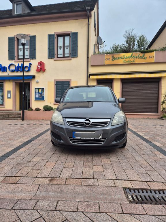 Opel Zafira Tourer 234.654 km 3.200 € Umkirch 79224