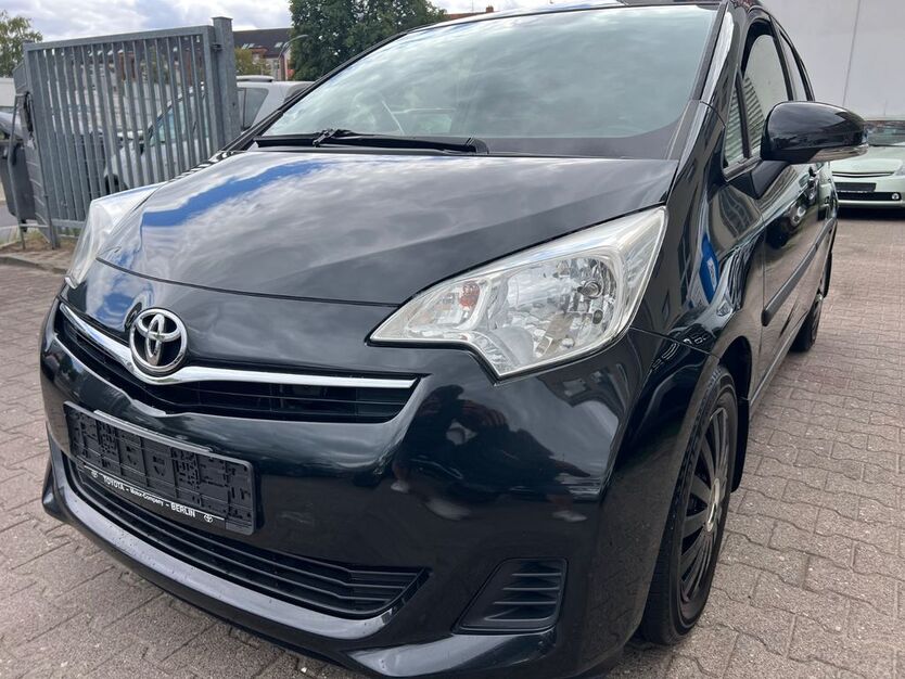 Toyota Verso-S 130.000 km 5.690 € Berlin 13581