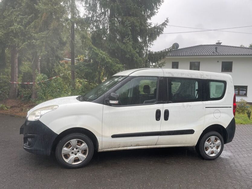 Opel Combo 236.000 km 3.900 € Kreuztal 57223