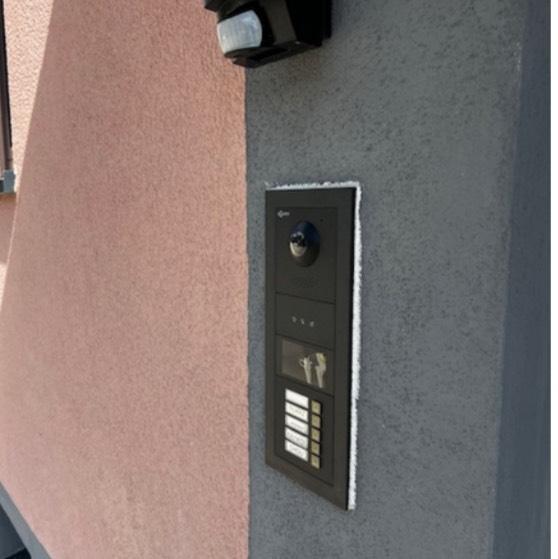 Moderne 3-Zimmer-Wohnung, Balkon + 2 Außenstellplätze 3 zimmer