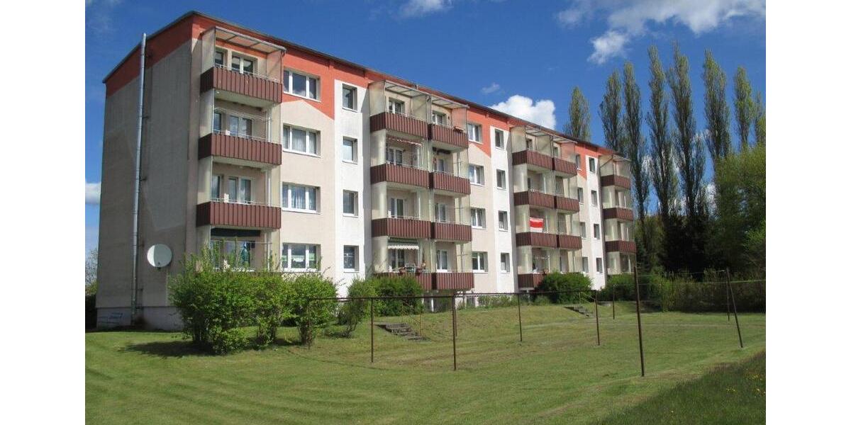 Hochparterre Pasewalk - 1 Zimmer, 35 m&sup2;, 260&euro; | Angebot:26104457