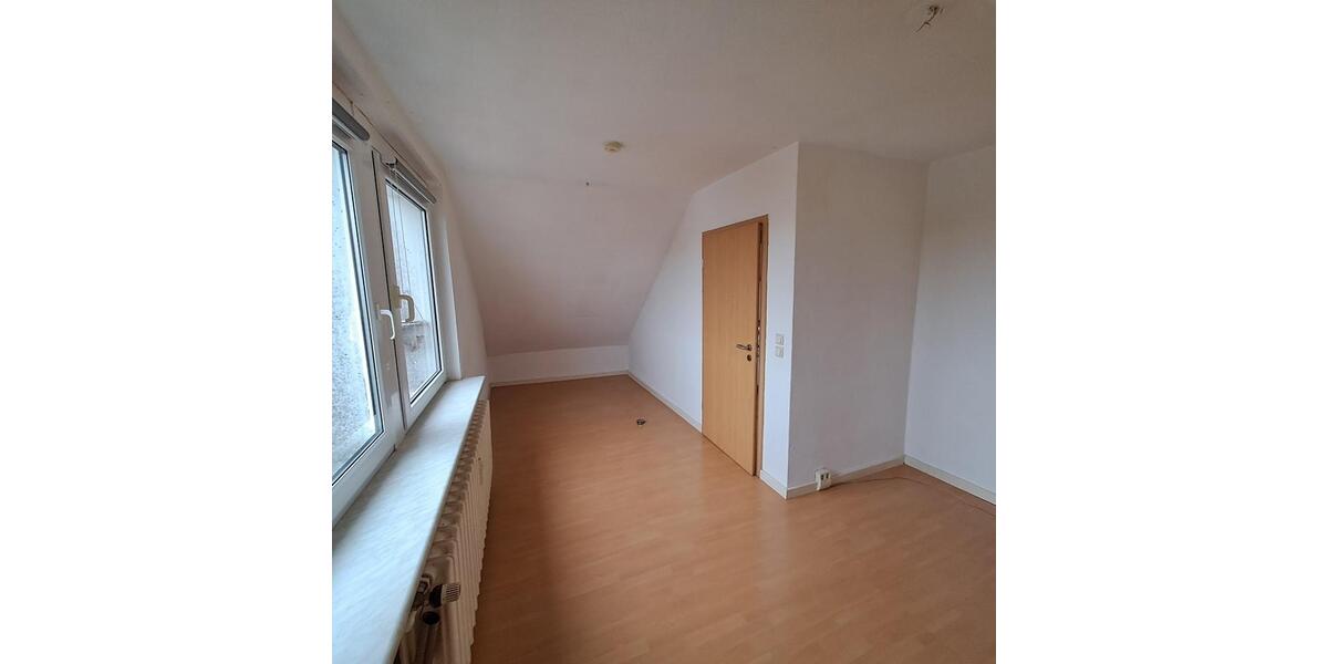 Dachgeschoßwohnung Salzwedel - 2 Zimmer, 35 m&sup2;, 40.000&euro; | Angebot:19102568
