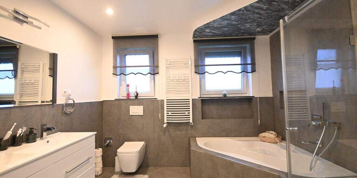 Mehrfamilienhaus, Wohnhaus Hilpoltstein / Meckenhausen Hagenbuch - 6 Zimmer, 185 m&sup2;, 565.000&euro; | Angebot:25663186