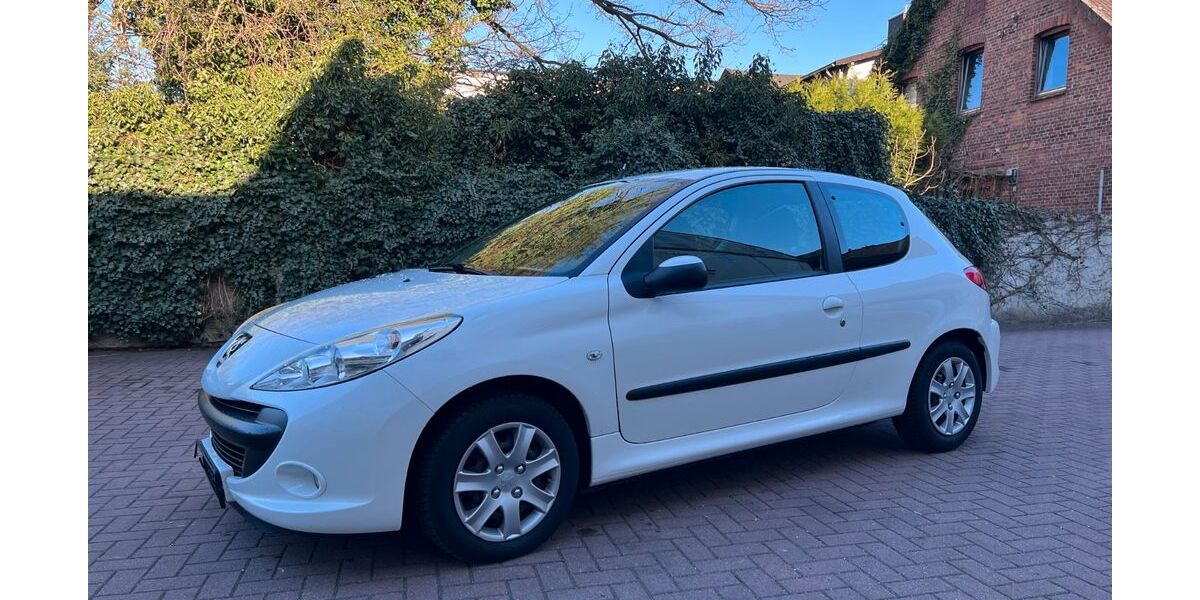 Peugeot 206 158.000 km 1.350 &euro; Hamburg 21149