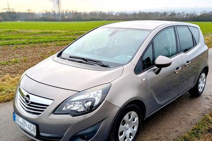 Opel Meriva 130.400 km 4.000 &euro; Mainz-Kastel 55252