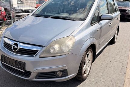 Opel Zafira 147.839 km 2.000 &euro; Winsen/Luhe 21423