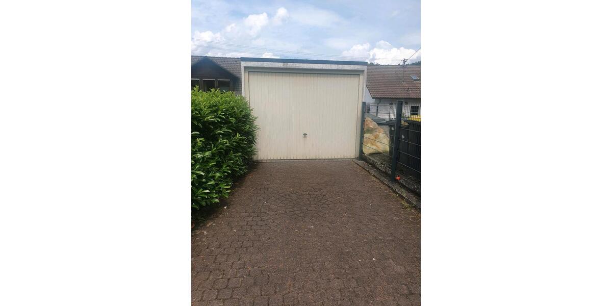 Dachgeschoßwohnung Scheuerfeld - 3 Zimmer, 111 m&sup2;, 139.999&euro; | Angebot:26868431