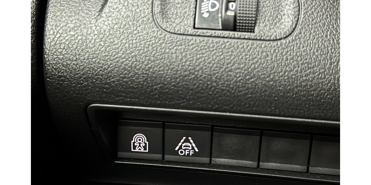 Peugeot Rifter Rollstuhlumbau Allure HDi 130 EAT CarPlay 26.800 km 27.220 &euro; Lich 35423