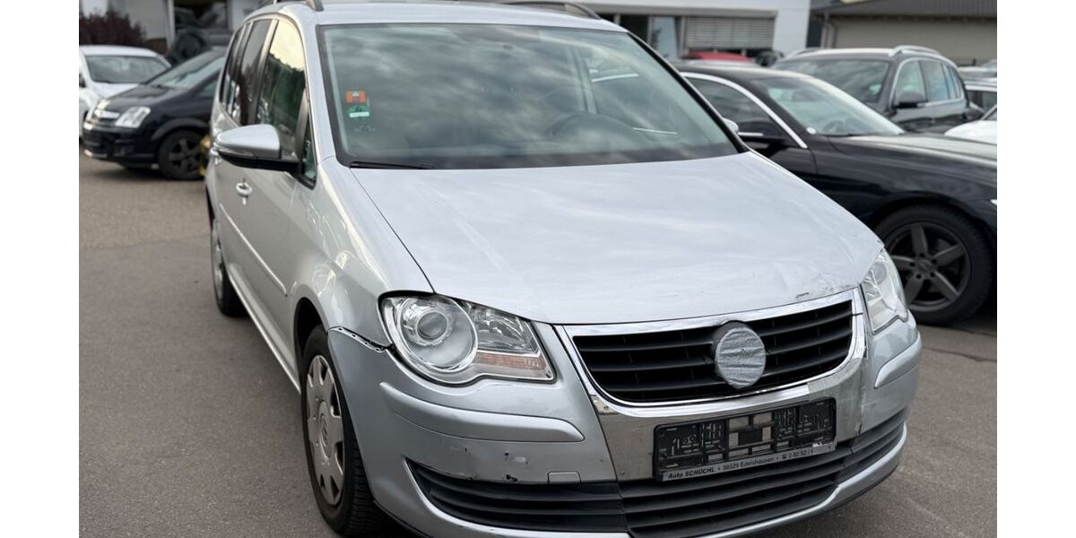 VW Touran 198.000 km 1.350 &euro; Gundelsheim 74831