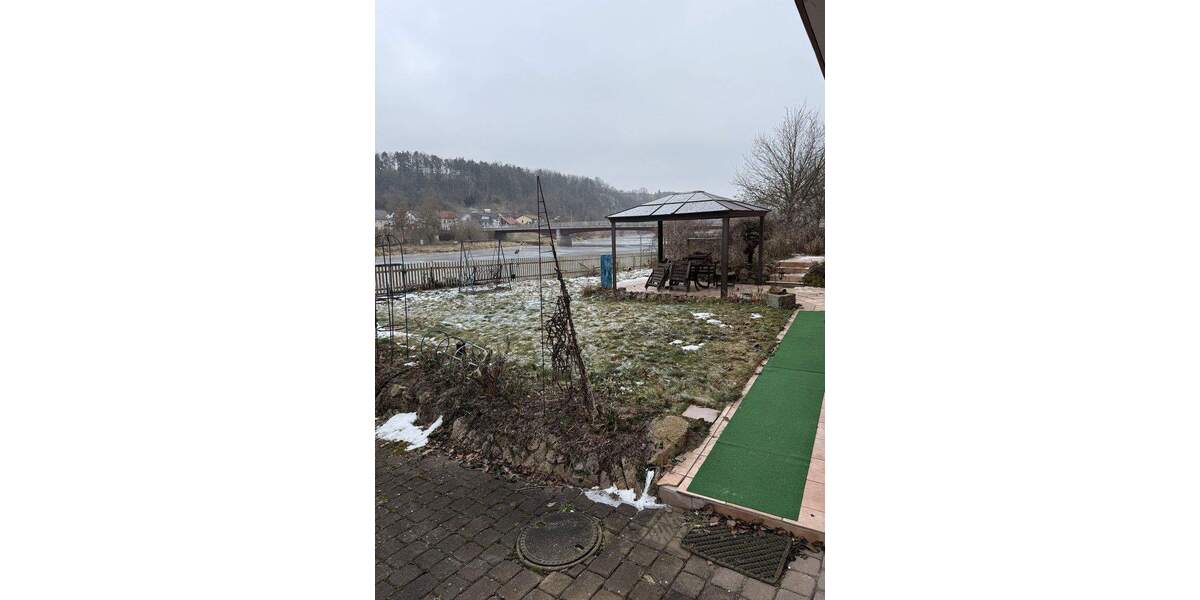 Einfamilienhaus Reichenbach - 8 Zimmer, 249 m&sup2;, 415.000&euro; | Angebot:25364665