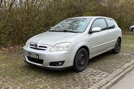 Toyota Corolla 185.000 km 2.199 &euro; Donaueschingen 78166