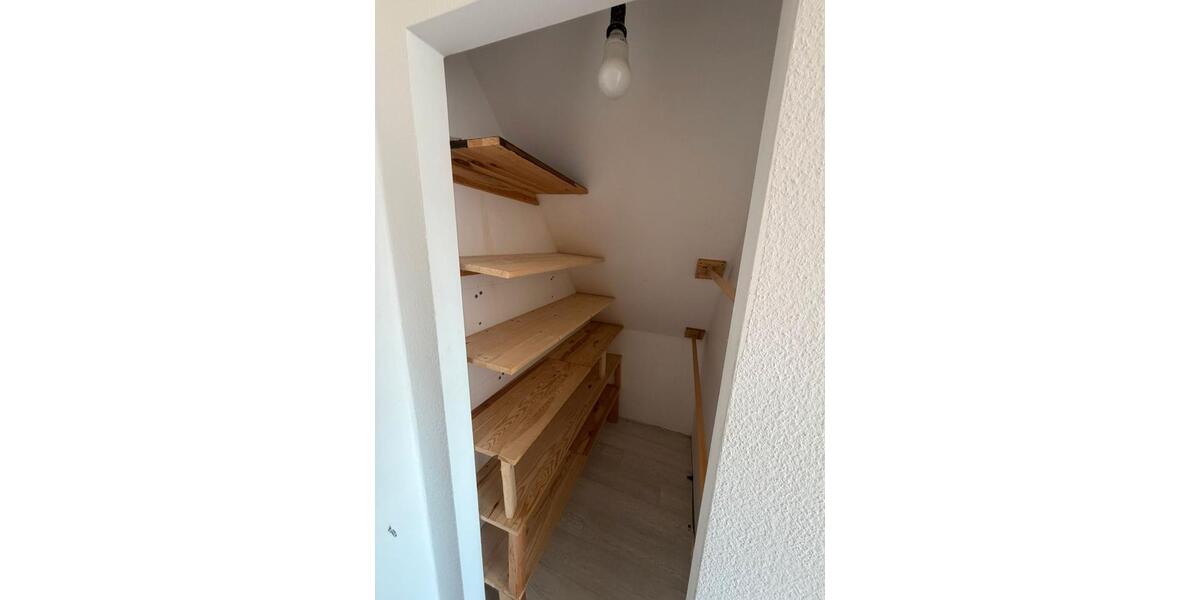 Dachgeschoßwohnung Südliches Anhalt - 3 Zimmer, 73 m&sup2;, 400&euro; | Angebot:26200051