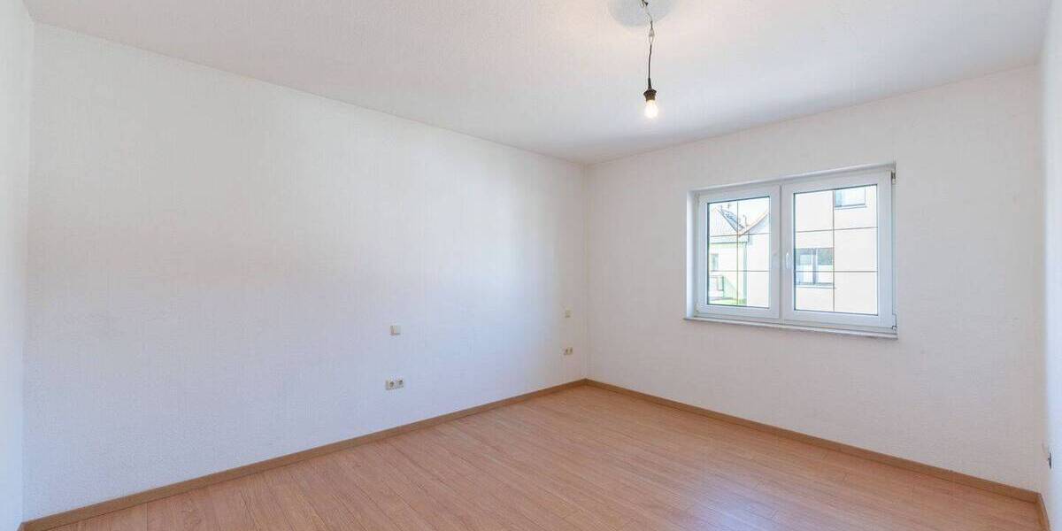 Etagenwohnung Rudolstadt Cumbach - 3 Zimmer, 73 m&sup2;, 140.000&euro; | Angebot:26310005