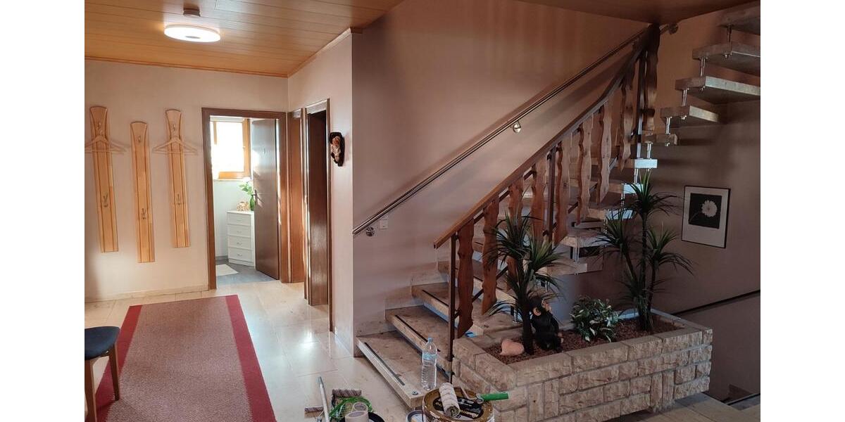 Einfamilienhaus Osterhofen - 8 Zimmer, 200 m&sup2;, 469.999&euro; | Angebot:27083523