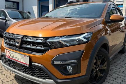 Dacia Sandero 86.000 km 12.449 &euro; Gummersbach (Zwischen Toom Markt und ATU) 51645